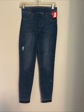 Spanx blue denim slightly distressed pull-on  stretch skinny jeans size S